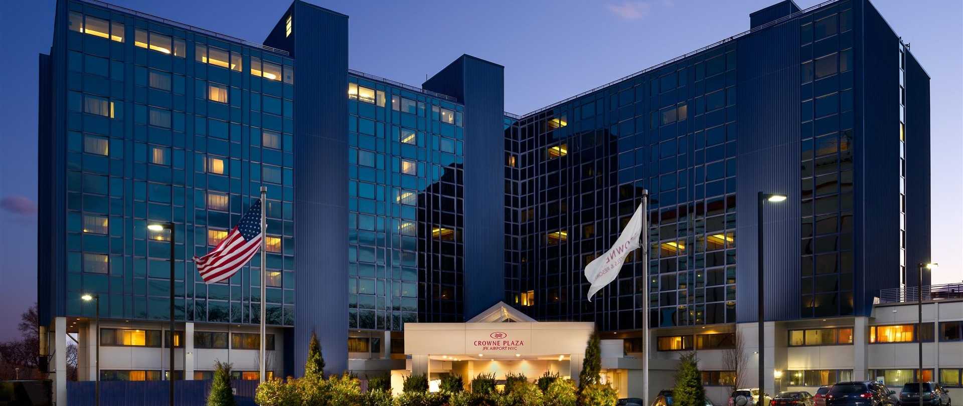 Crowne Plaza Hotel